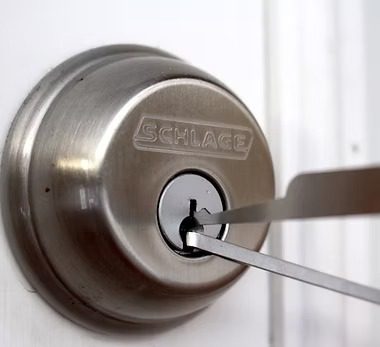 Aluminium Door Repair Leeds | The Leeds Locksmith Aluminium Door Repair Leeds | The Leeds Locksmith